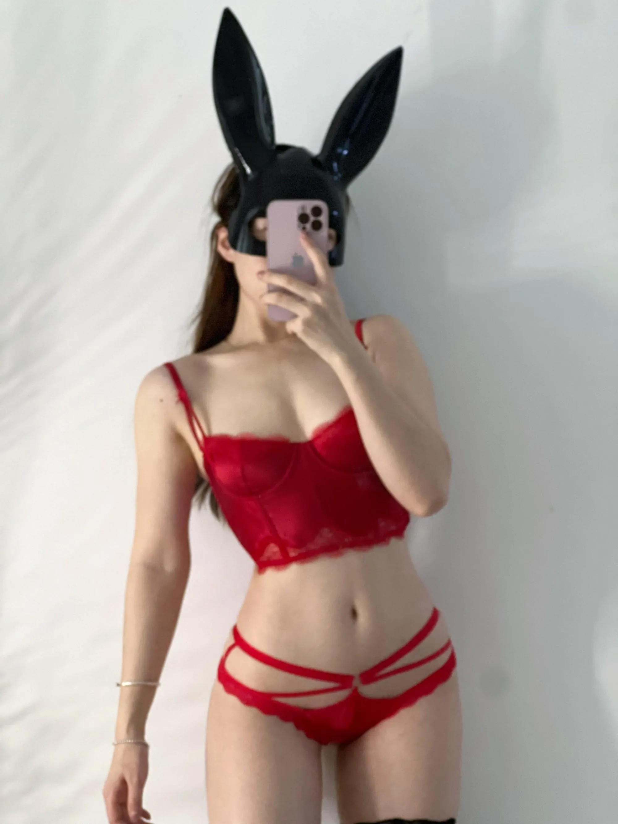 NO.040 铁锤姐姐-微密圈系列红色兔妹 [23P]插图1